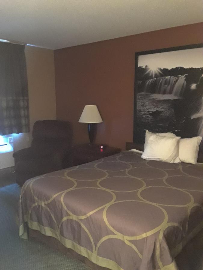 Готель Super 8 By Wyndham Poplar Bluff Missouri Екстер'єр фото