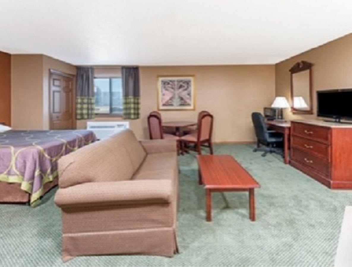 Готель Super 8 By Wyndham Poplar Bluff Missouri Екстер'єр фото